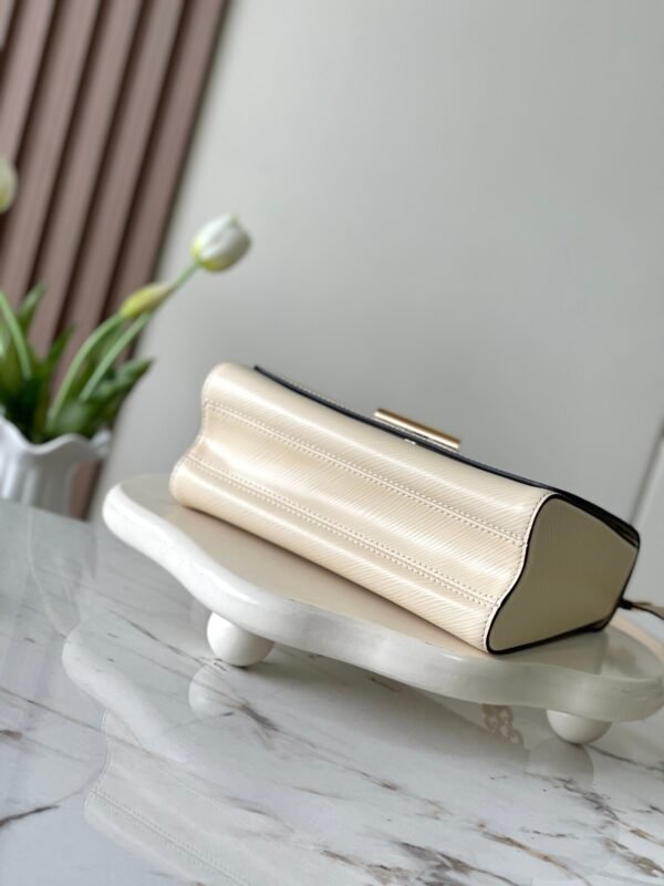 Louis Vuitton Twist Epi Ivory M59403