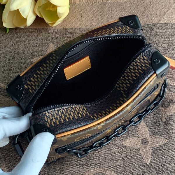 m60394 (7) Louis Vuitton Nigo Mini Soft Trunk Marron M60394