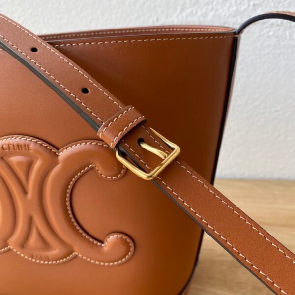 CELINE SMALL BUCKET CUIR TRIOMPHE IN Smooth Calfskin