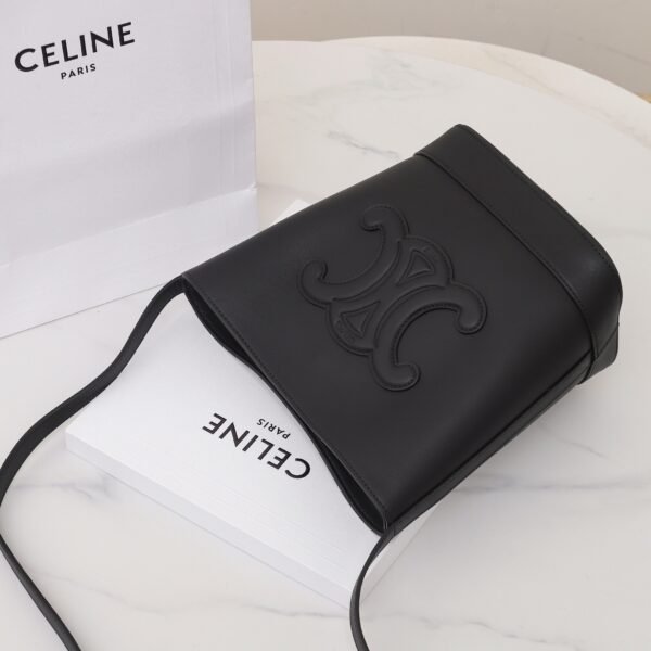 CELINE SMALL BUCKET CUIR TRIOMPHE IN Smooth Calfskin