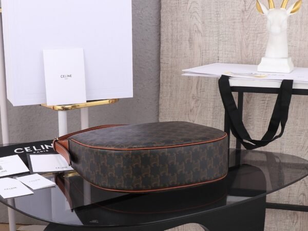 CELINE MEDIUM HELOÏSE BAG IN TRIOMPHE CANVAS AND CALFSKIN BROWN+BLACK