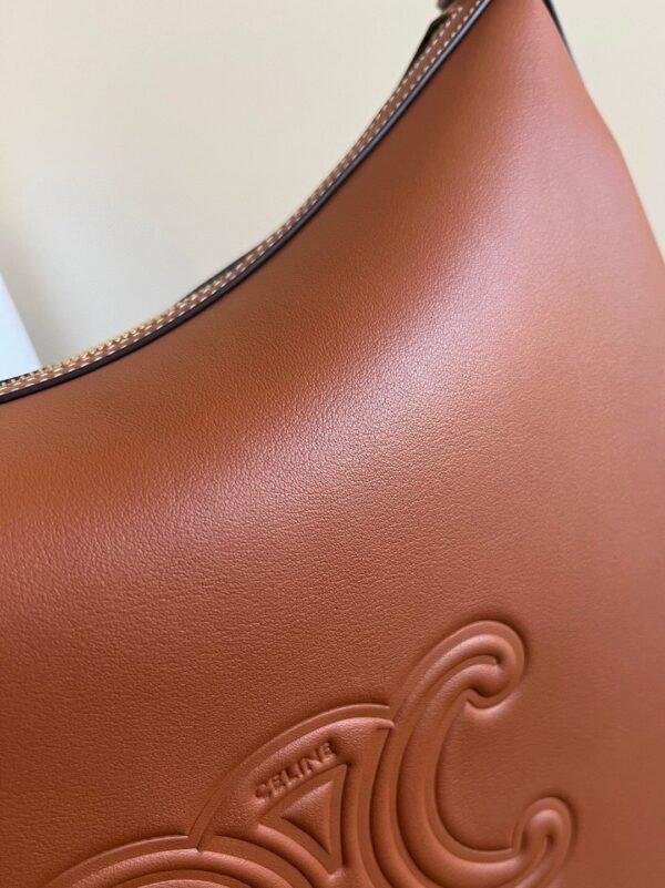 CELINE MEDIUM HELOÏSE BAG IN SUPPLE GRAINED CALFSKIN BLACK