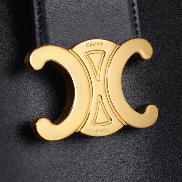 116613FX9-38NO (3) CELINE MEDIUM BUCKET LOUISE IN SMOOTH CALFSKIN