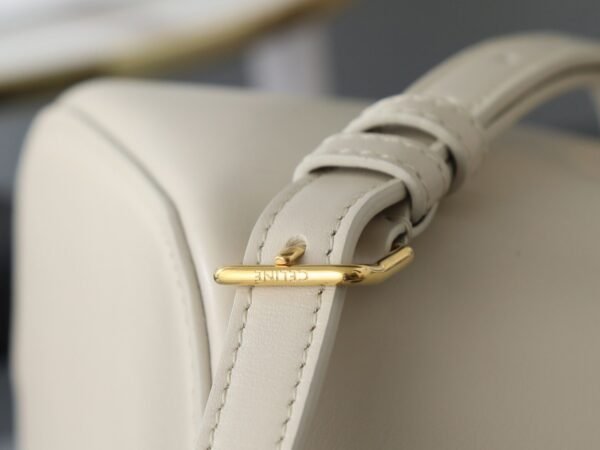 119173FX9-01RC (7) CELINE SMALL BUCKET LOUISE IN SMOOTH CALFSKIN