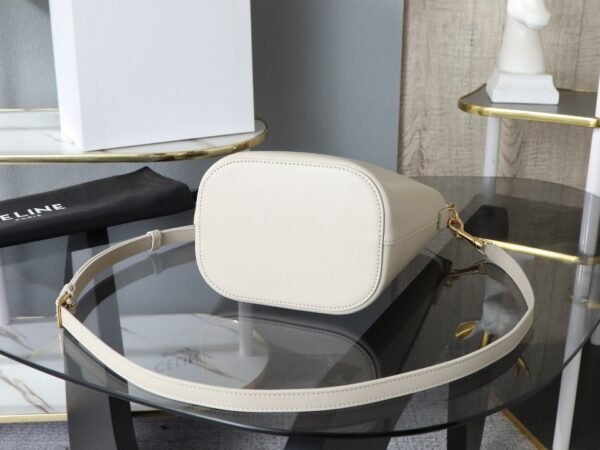 119173FX9-01RC (8) CELINE SMALL BUCKET LOUISE IN SMOOTH CALFSKIN