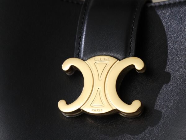 119173FX9-38NO (7) CELINE SMALL BUCKET LOUISE IN SMOOTH CALFSKIN