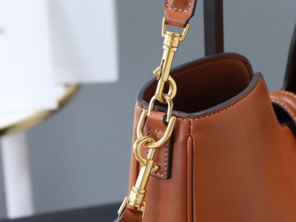 Celine MEDIUM CAMILLE 16 SOFT BAG IN SMOOTH CALFSKIN