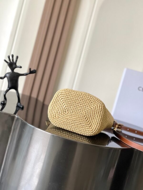 119742GNS-02NT (2) CELINE SMALL LOUISE BUCKET IN RAFFIA AND CALFSKIN