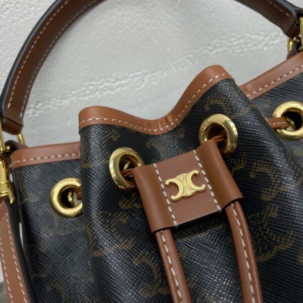 CELINE TEEN CLARA BAG IN Triomphe Canvas and calfskin
