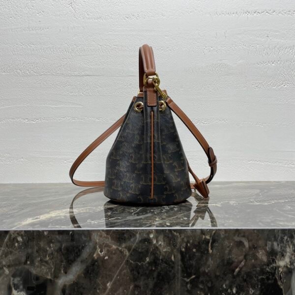 CELINE TEEN CLARA BAG IN Triomphe Canvas and calfskin