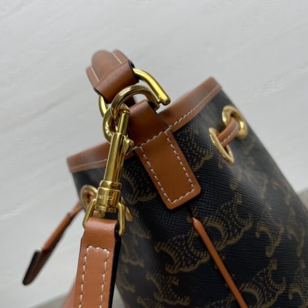 CELINE TEEN CLARA BAG IN Triomphe Canvas and calfskin