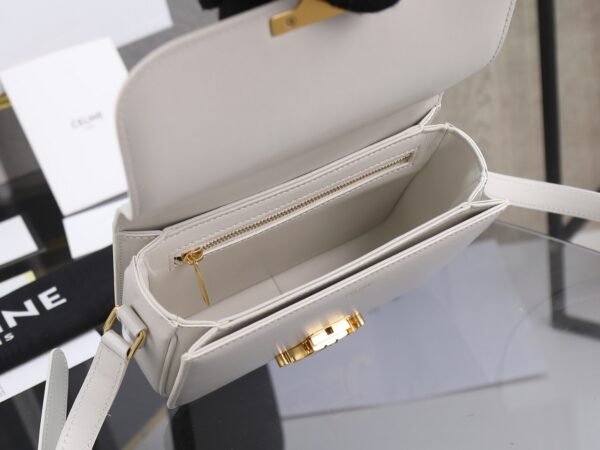 CELINE TEEN TRIOMPHE BAG IN SHINY CALFSKIN WHITE