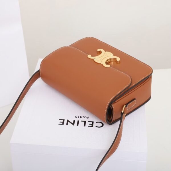 188423BFN-04LU (9) Celine TEEN TRIOMPHE BAG IN Natural Calfskin