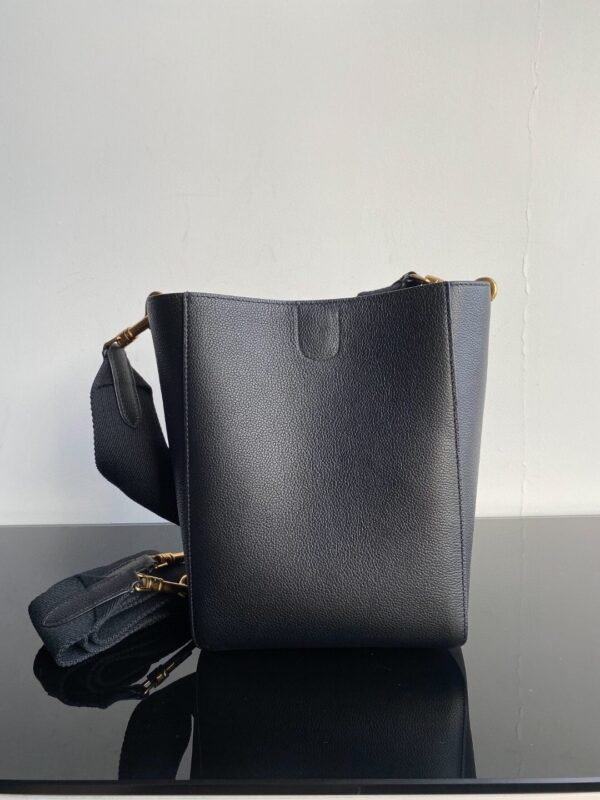 189303AH4-38NO (4) Celine Sangle Small Bucket bag in soft grained calfskin