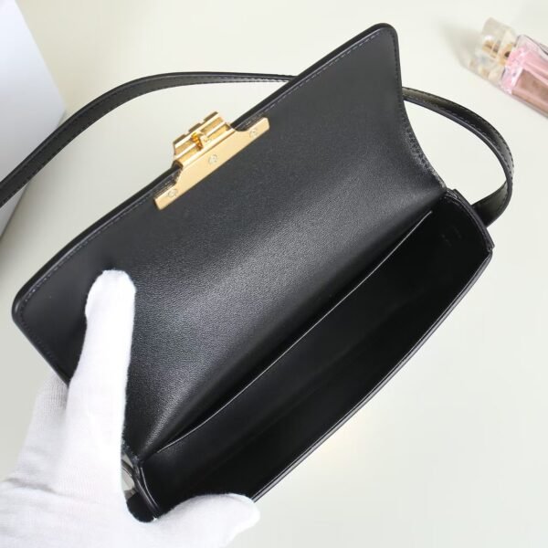 CELINE SHOULDER BAG CLAUDE IN SHINY CALFSKIN - BLACK