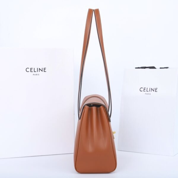 195543CR4-04LU (5) CELINE MEDIUM SOFT 16 BAG IN SUPPLE GRAINED CALFSKIN