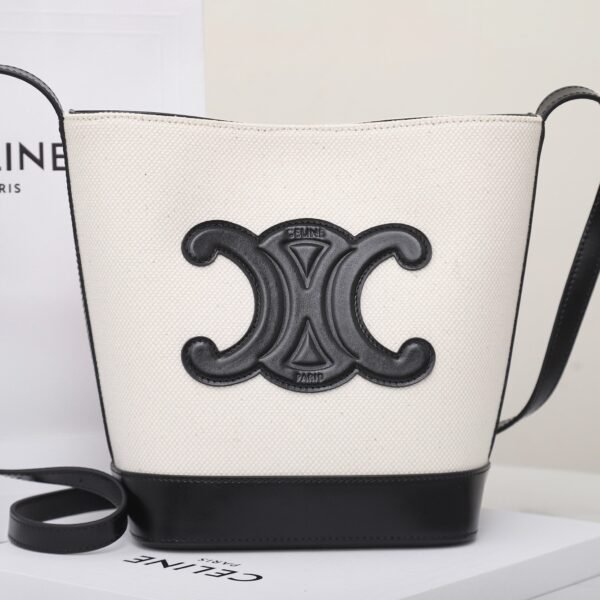 CELINE SMALL BUCKET CUIR TRIOMPHE IN Smooth Calfskin