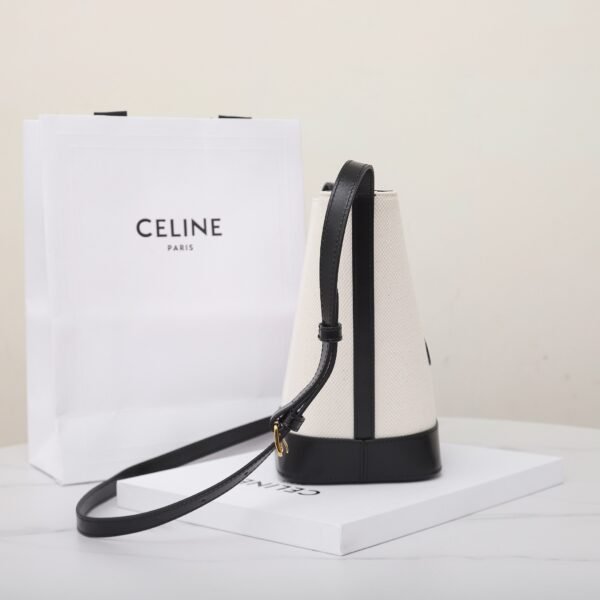 CELINE SMALL BUCKET CUIR TRIOMPHE IN Smooth Calfskin