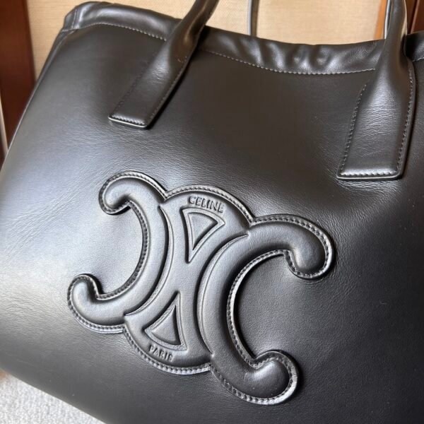199973DU3-38NO (2) CELINE CABAS TRIOMPHE cowhide drawstring bag