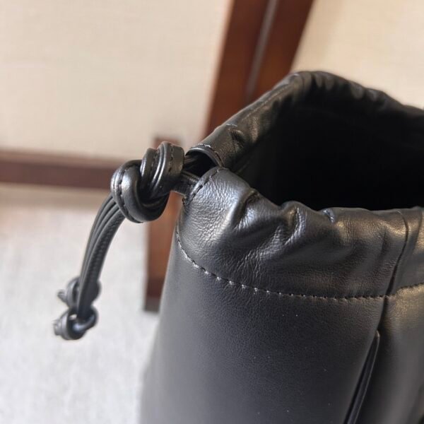 199973DU3-38NO (9) CELINE CABAS TRIOMPHE cowhide drawstring bag