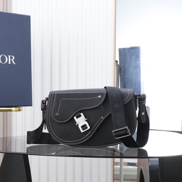 Dior Saddle Messenger Bag