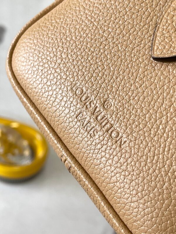 1BE86E1ED9B0278CE6D1BB0D4117B90D LV Speedy Bandoulière 20