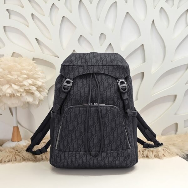 Dior 8 Backpack with Flap Black Dior Oblique Jacquard