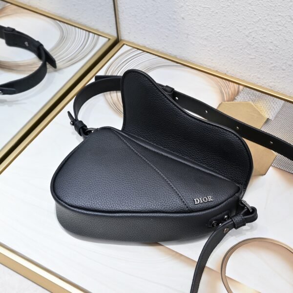 2ADCA543KEN_H00N (2) Dior Mini Saddle Bag Black
