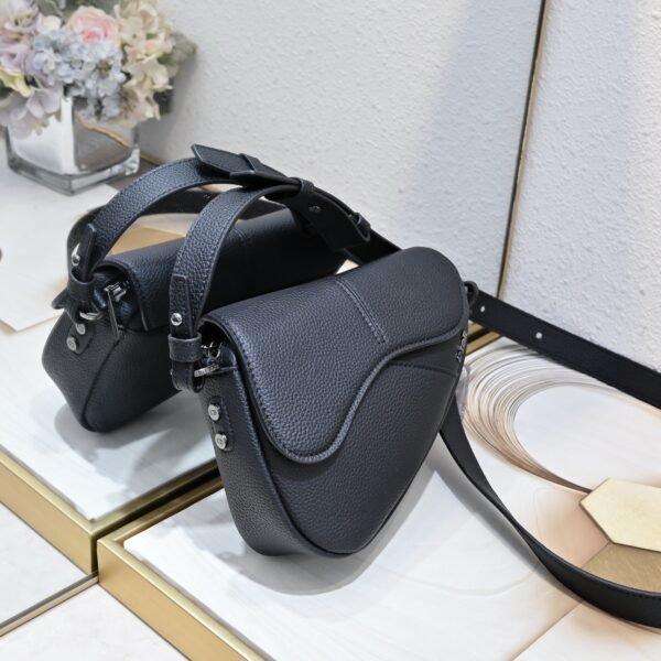2ADCA543KEN_H00N (7) Dior Mini Saddle Bag Black