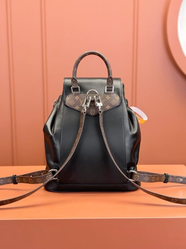 LOUIS VUITTON Montsouris Vibe PM M12587