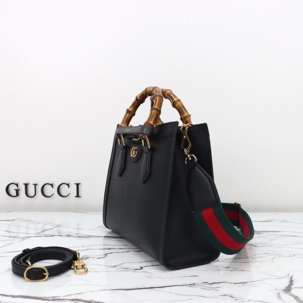 GUCCI DIANA series medium bamboo tote bag