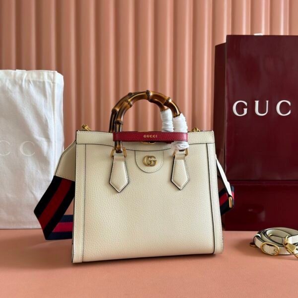 GUCCI DIANA series medium bamboo tote bag