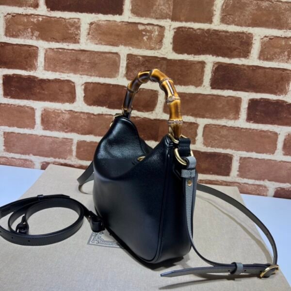 GUCCI DIANA series small shoulder bag