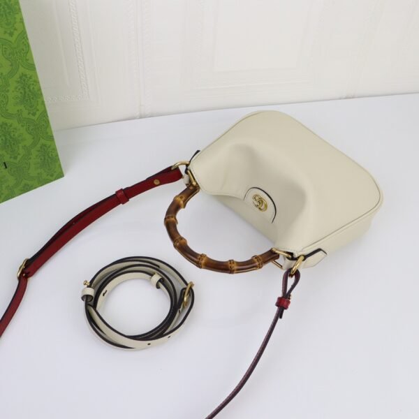 GUCCI DIANA series small shoulder bag