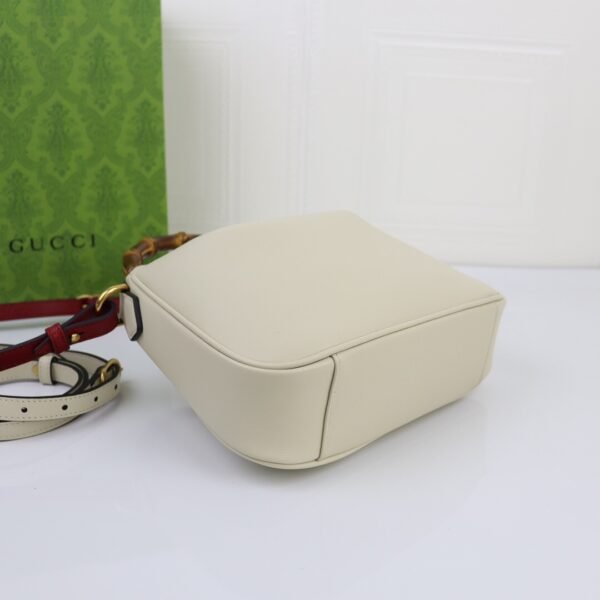 GUCCI DIANA series small shoulder bag