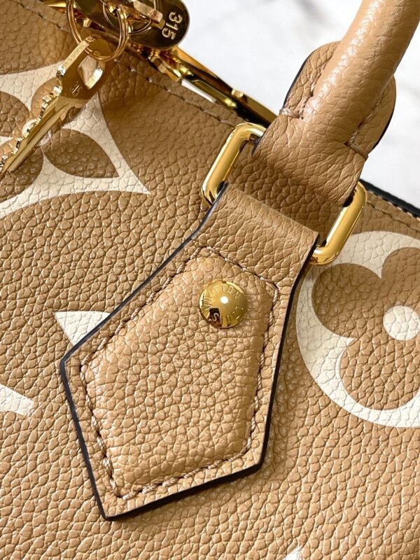 7A5A32724D1EFC97606091B3DBBF935A LV Speedy Bandoulière 20