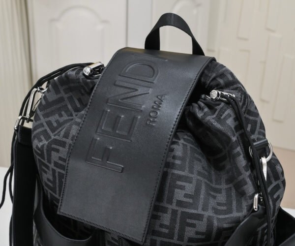 Fendi Strike Large