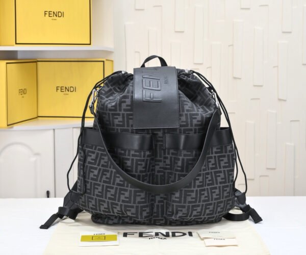 Fendi Strike Large