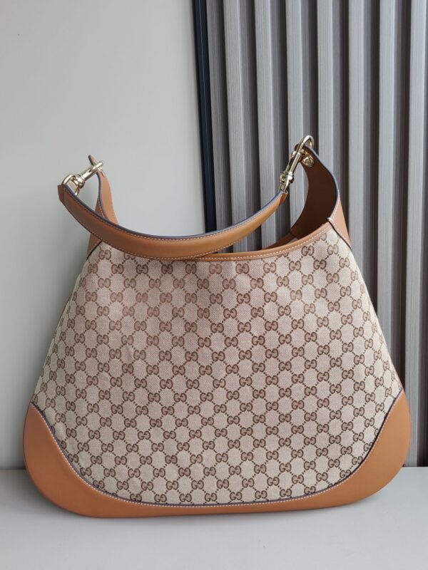 GUCCI BODY double lock oversized shoulder bag