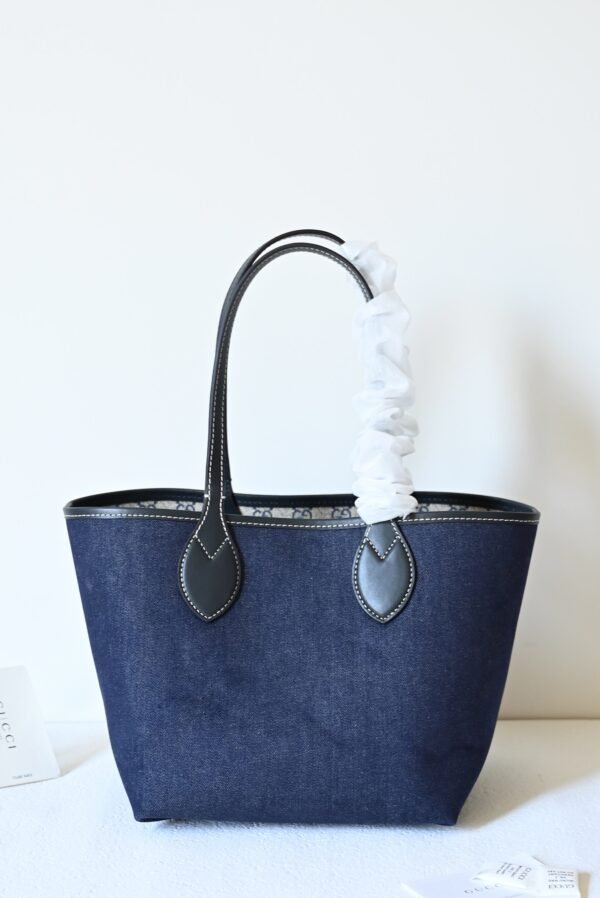 GUCCI TOTISSIMA series small double-sided tote bag