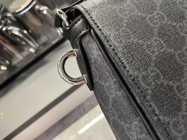 821154 FAED4 1000 (2) GG EMBLEM MEDIUM CROSSBODY BAG