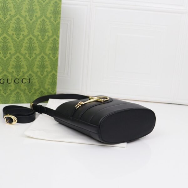 833665 AAEC2 1000 (6) GUCCI 73 series small bucket bag