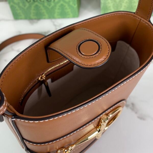 GUCCI 73 series small bucket bag