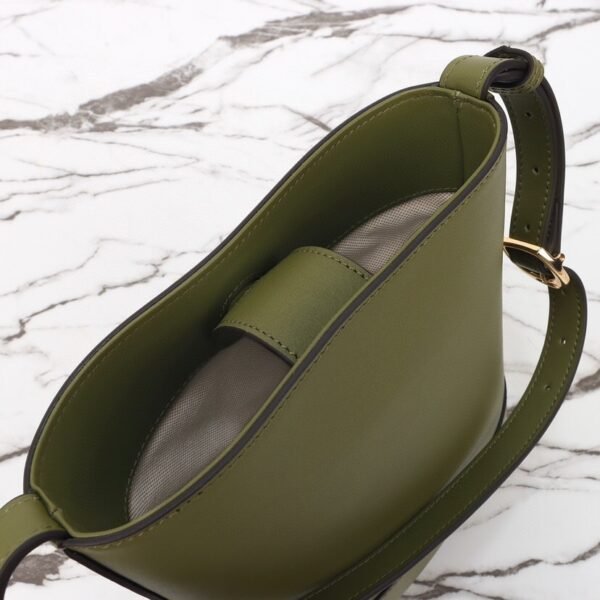 GUCCI 73 series small bucket bag