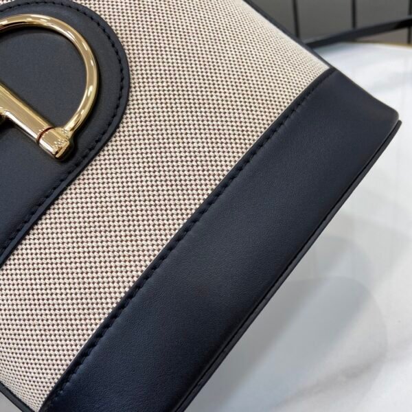 833665 HAAKF 2546 (2) GUCCI 73 series small bucket bag