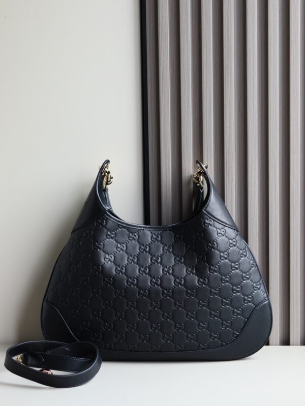 GUCCI BODY double lock large shoulder bag