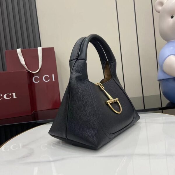 837467 AAEAO 1000 (5) GUCCI SOFTBIT medium handbag