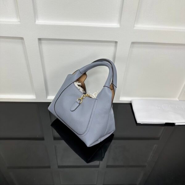 837467 AAEAO 1602 (4) GUCCI SOFTBIT medium handbag