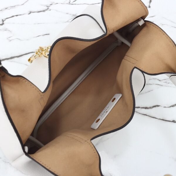 837467 AAEAO 9050 (3) GUCCI SOFTBIT medium handbag