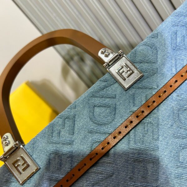 Fendi Sunshine Medium